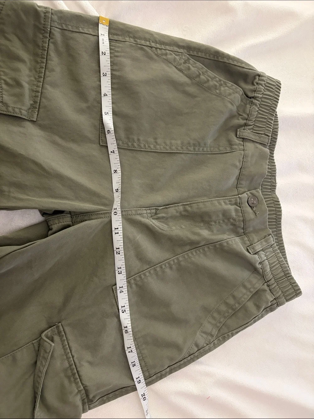 Women’s Cargo Pants in Olive Green